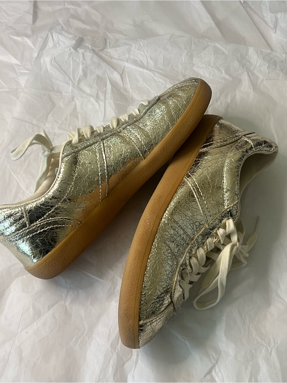 Zara Cracked Metallic Gold Sneakers with Cream Laces - Picture 7 of 15